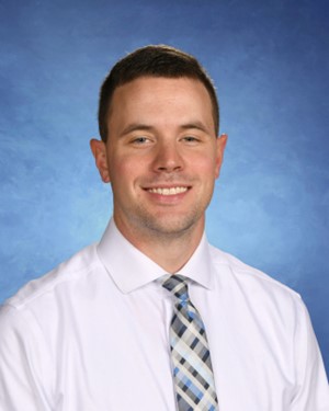 Mr. Alex Hemmelgarn 